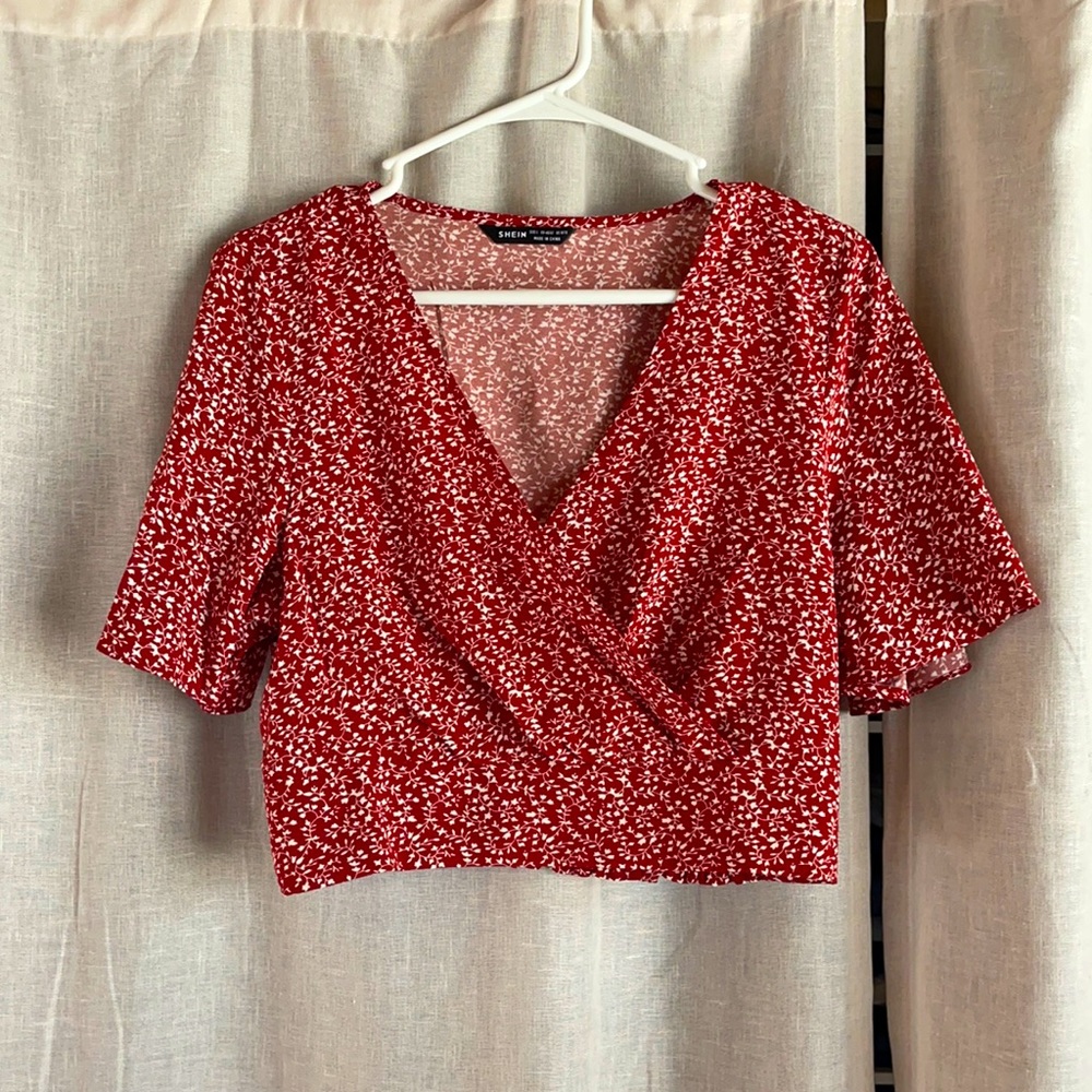 Shein short sleeve crop top